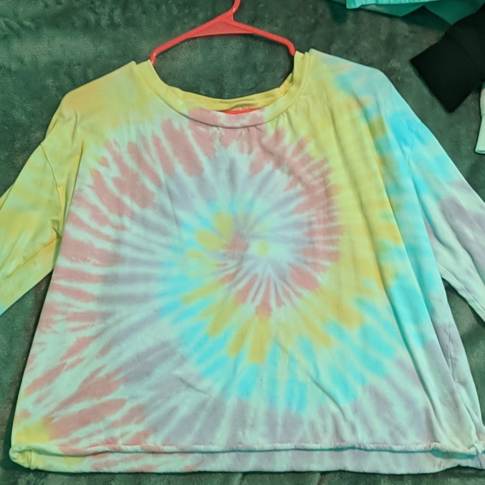the dye long sleeve